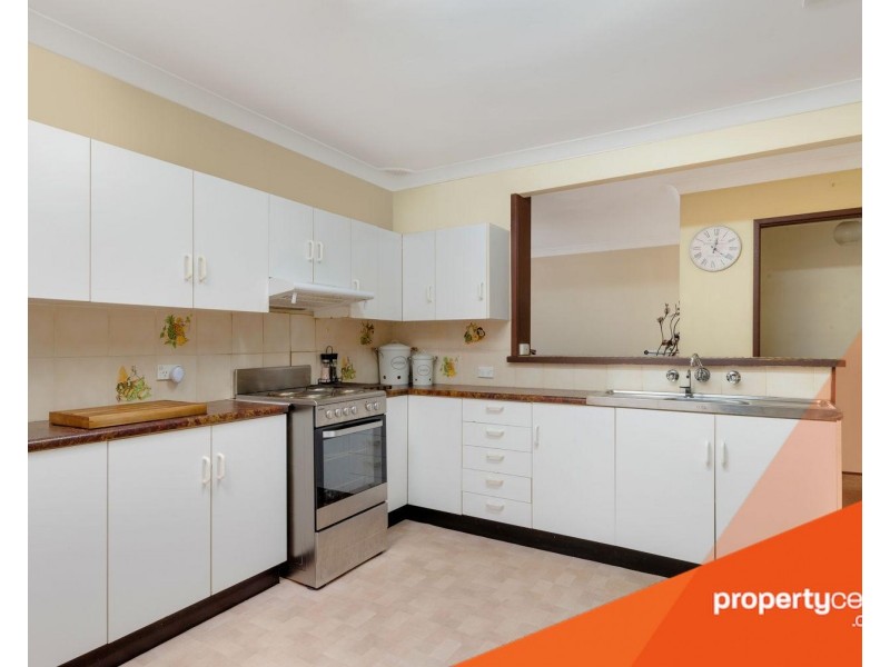 18. Balmoral Drive, Cambridge Park NSW 2747