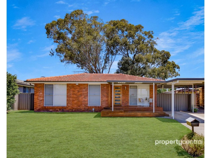 28 Stoke Crescent, South Penrith NSW 2750