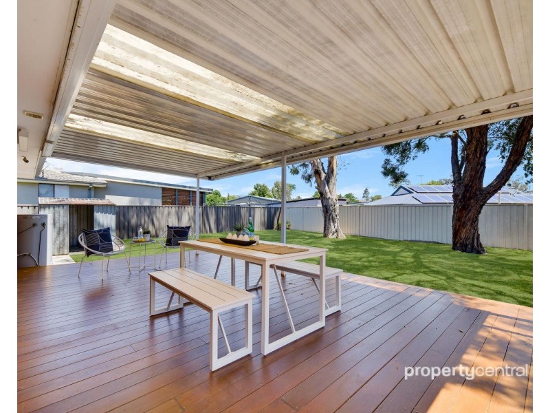 28 Stoke Crescent, South Penrith NSW 2750