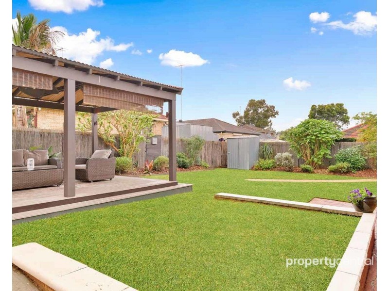 6 Woburn Place, Glenmore Park NSW 2745