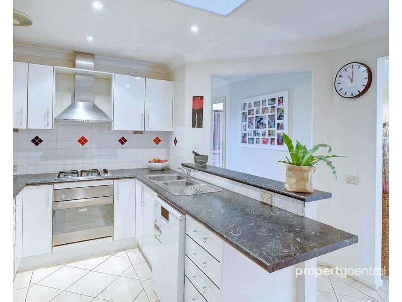 6 Woburn Place, Glenmore Park NSW 2745