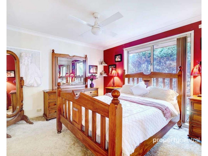 6 Woburn Place, Glenmore Park NSW 2745