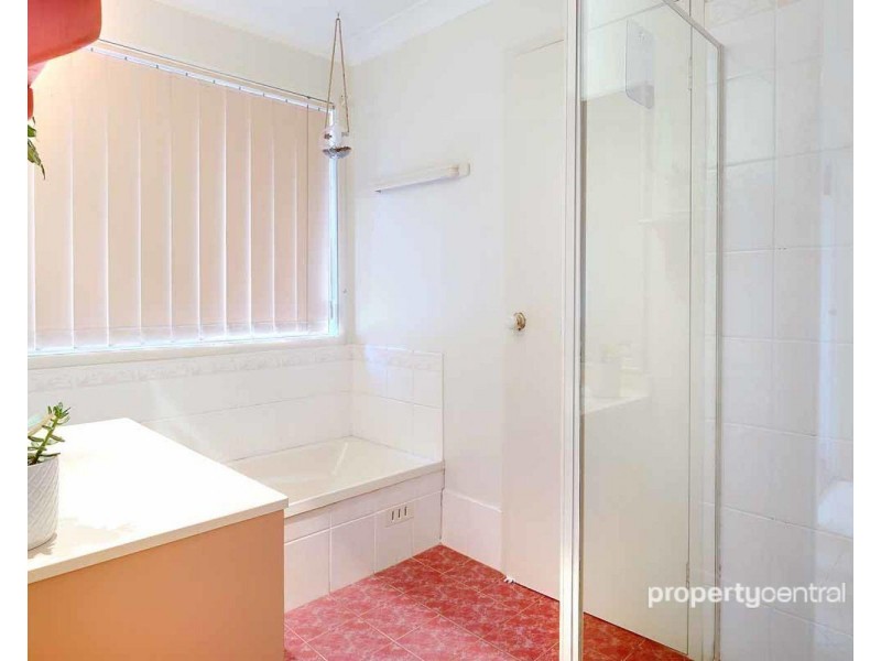 6 Woburn Place, Glenmore Park NSW 2745