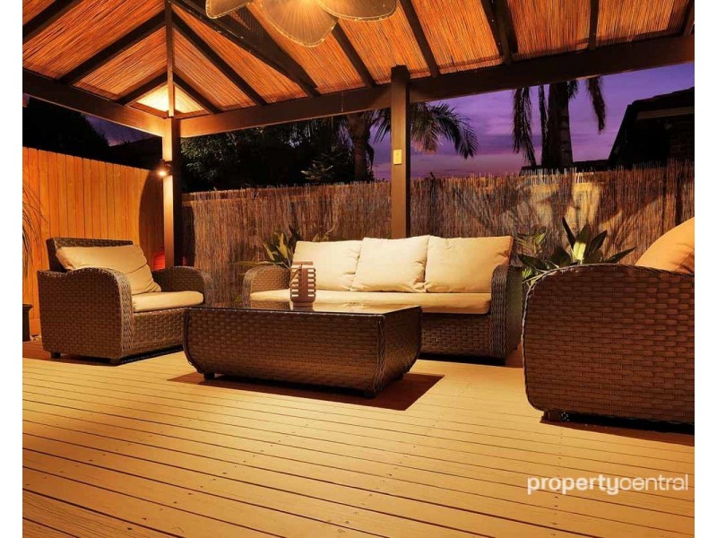 6 Woburn Place, Glenmore Park NSW 2745