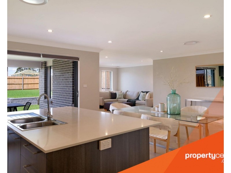 8 Lomandra Street, Claremont Meadows NSW 2747