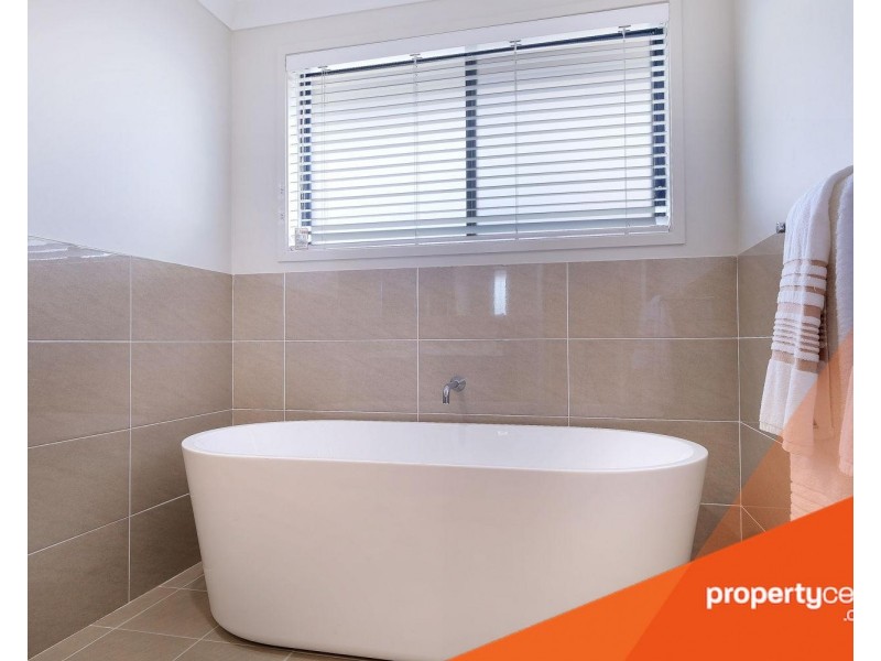 8 Lomandra Street, Claremont Meadows NSW 2747