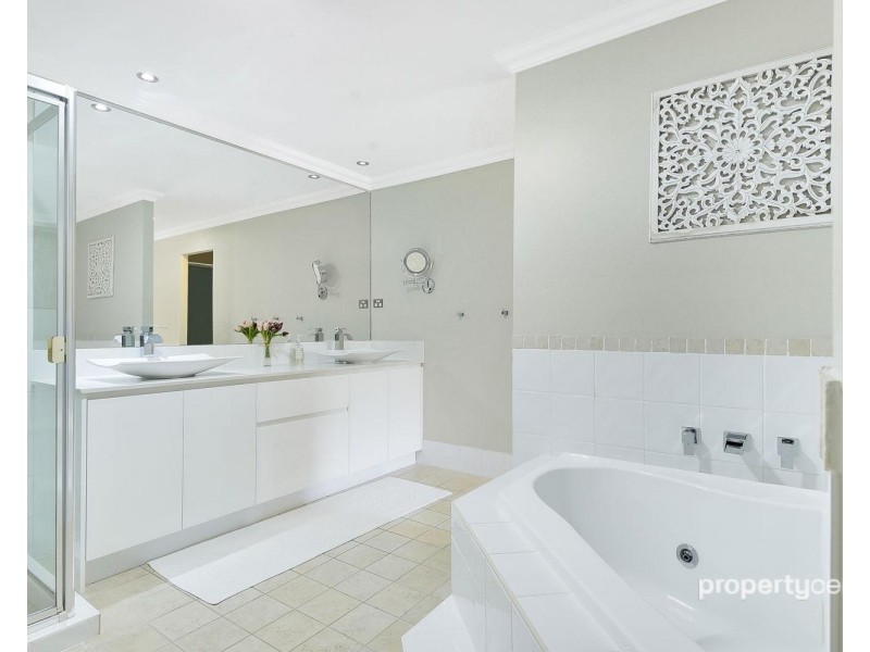 50 Waterford Way, Glenmore Park NSW 2745