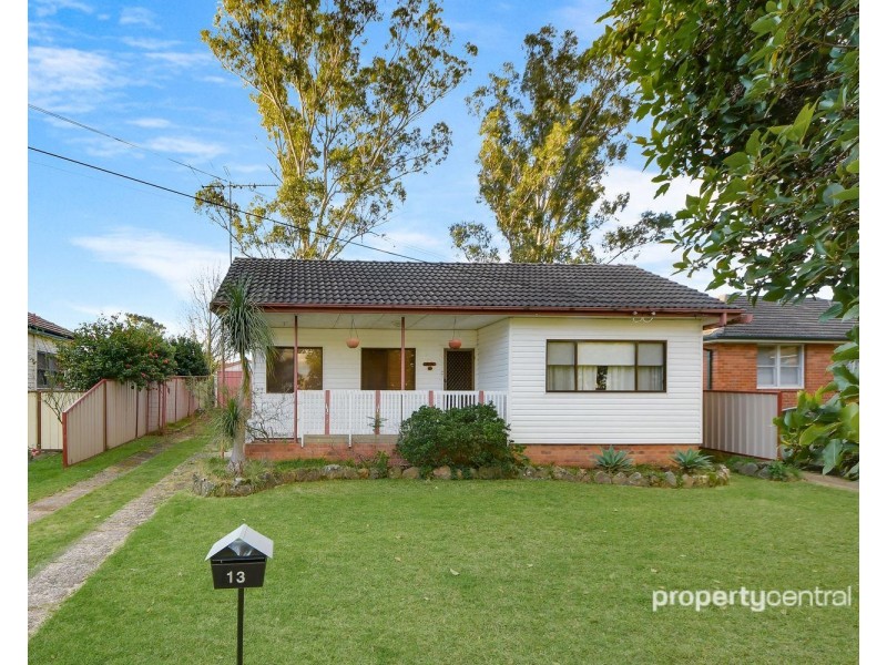 13 Guildford Road, Cambridge Park NSW 2747