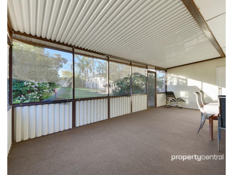 13 Guildford Road, Cambridge Park NSW 2747