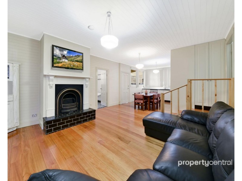 33 Castlereagh Street, Penrith NSW 2750