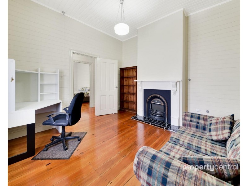 33 Castlereagh Street, Penrith NSW 2750