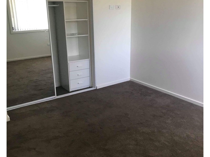 2/56 Brisbane Street, Oxley Park NSW 2760