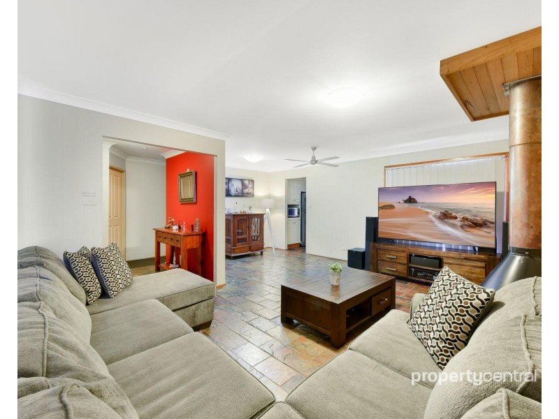 16 Soling Crescent, Cranebrook NSW 2749