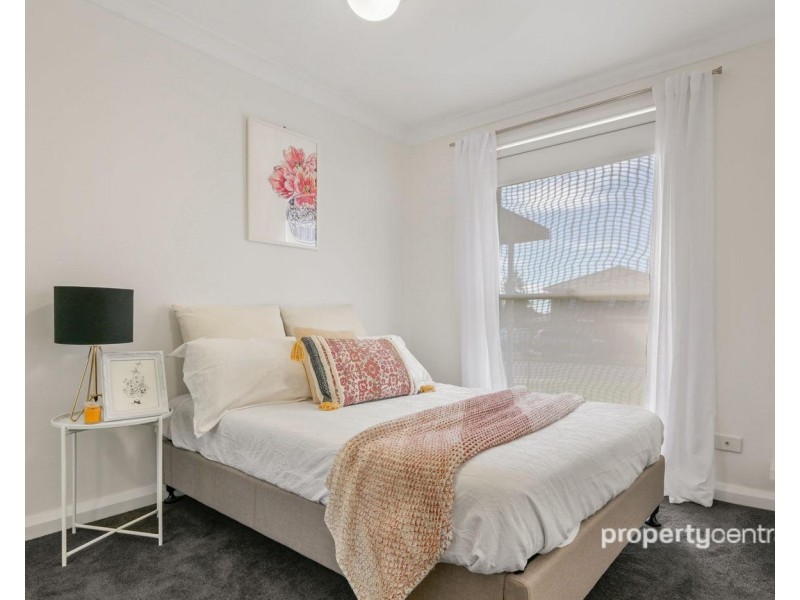 28 Stoke Crescent, South Penrith NSW 2750