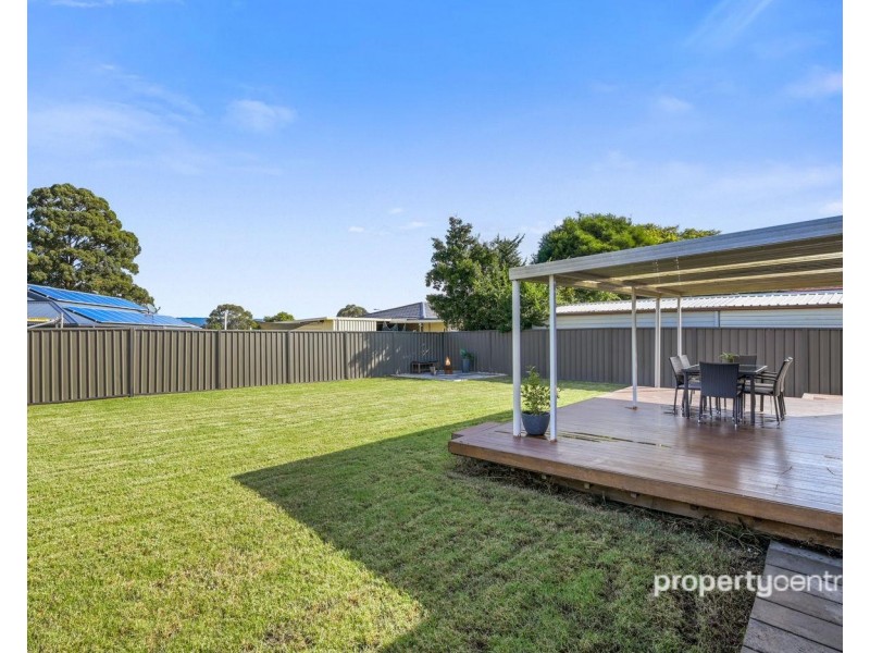 28 Stoke Crescent, South Penrith NSW 2750