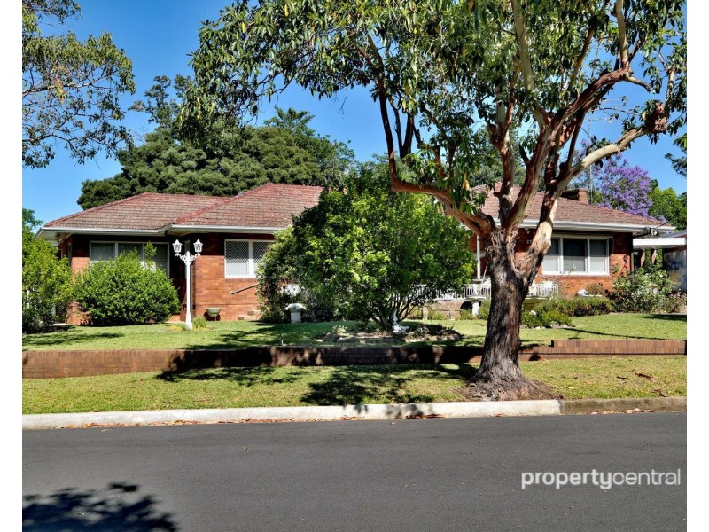 27 Hornseywood Avenue, Penrith NSW 2750