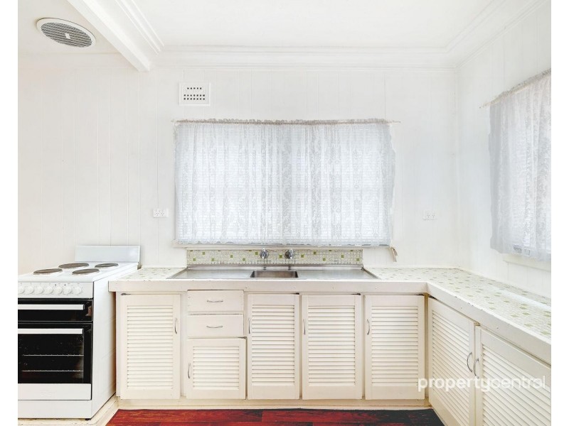 1 Hornseywood Avenue, Penrith NSW 2750