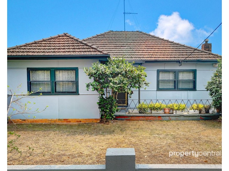 1 Hornseywood Avenue, Penrith NSW 2750