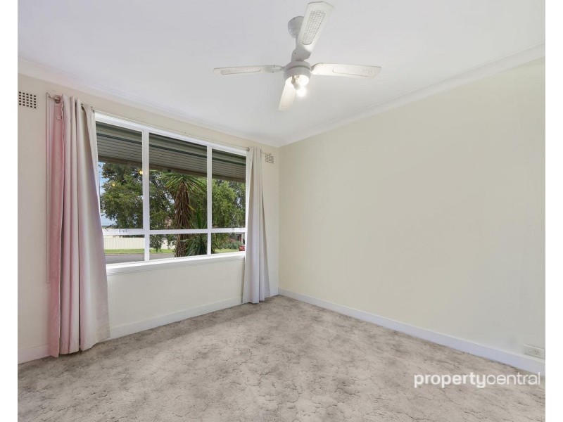 94 Barry Street, Cambridge Park NSW 2747
