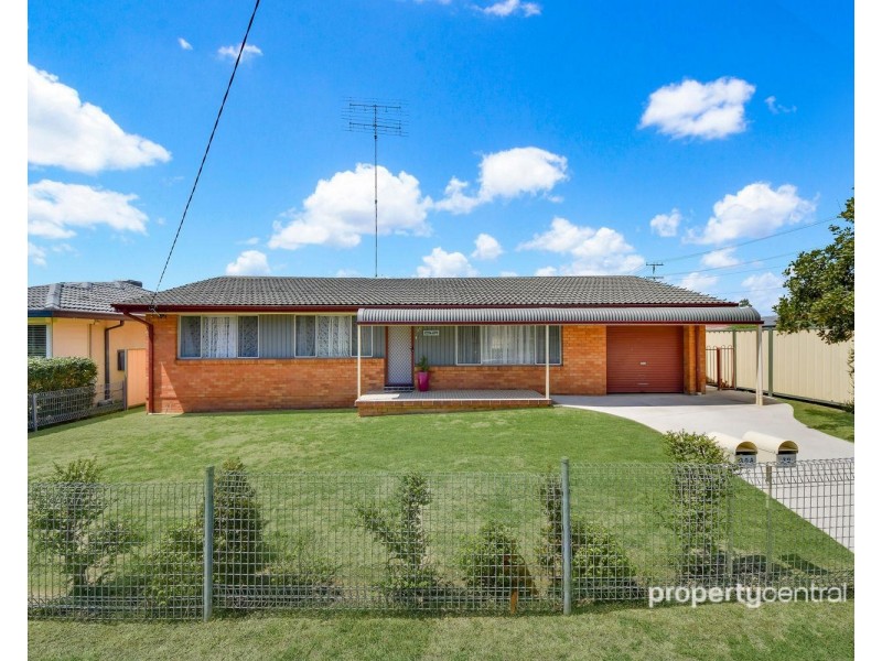 30 Racecourse Road, South Penrith NSW 2750