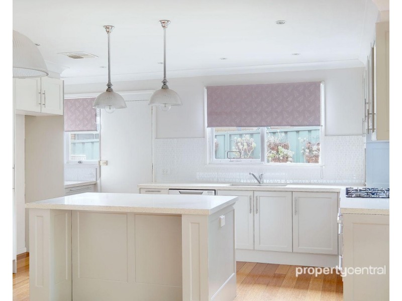 4 Westmont Drive, South Penrith NSW 2750