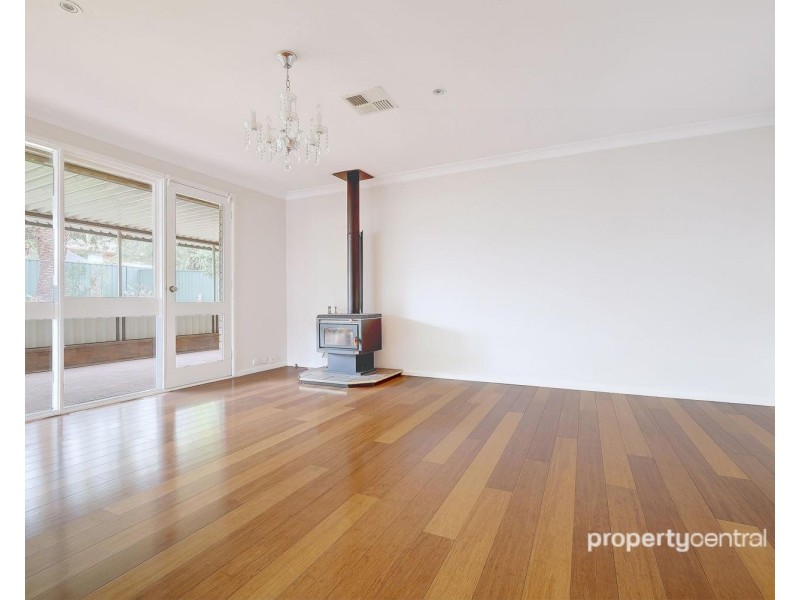 4 Westmont Drive, South Penrith NSW 2750