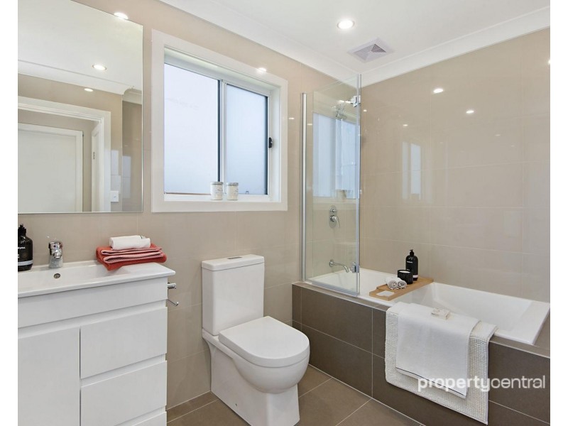 4 Freeman Street, Colyton NSW 2760