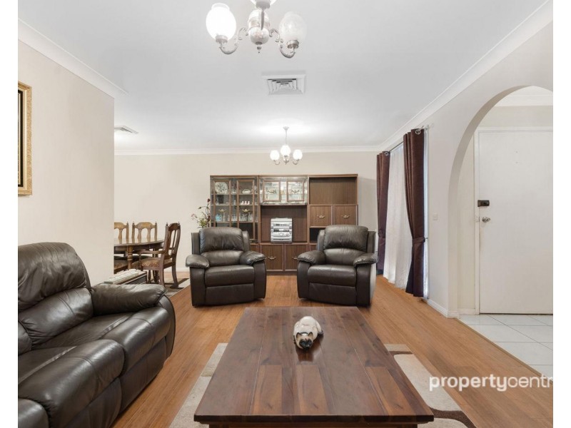 18 Valleyview Crescent, Werrington Downs NSW 2747