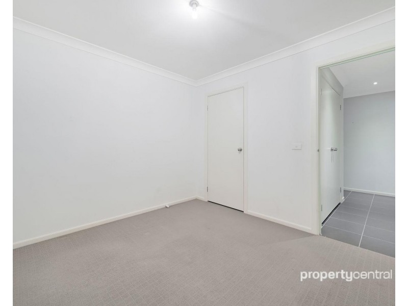 27 Stringybark Street, Ropes Crossing NSW 2760