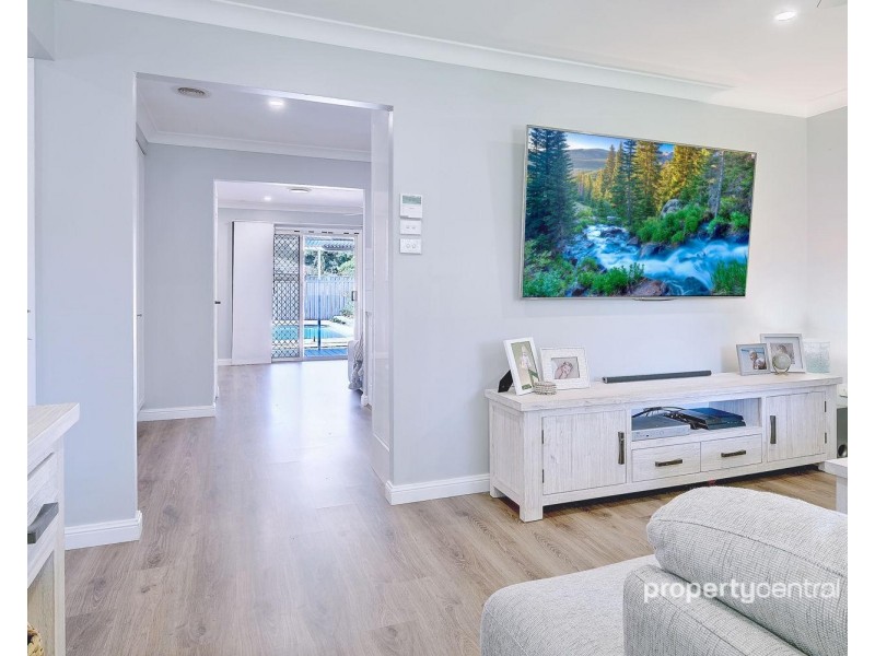 22 Hatchinson Crescent, Jamisontown NSW 2750