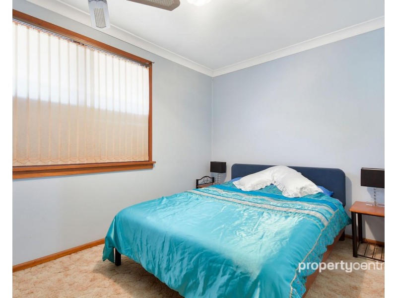 16 Tahiti Avenue, Lethbridge Park NSW 2770