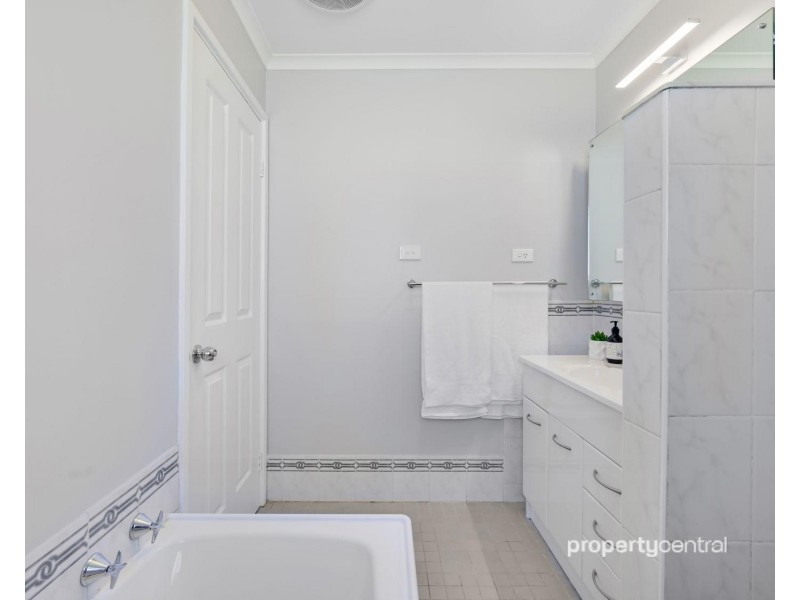 6 Dale Place, Cranebrook NSW 2749