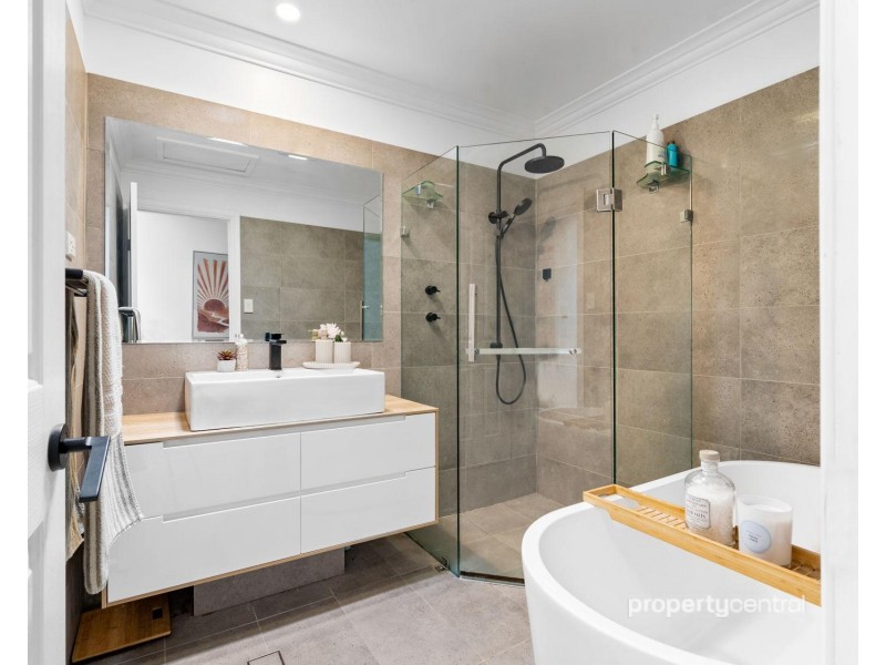 2 Nerang Circuit, South Penrith NSW 2750