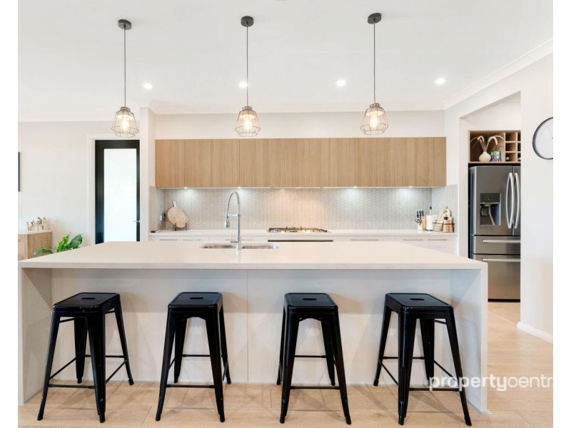 62 Doncaster Avenue, Claremont Meadows NSW 2747