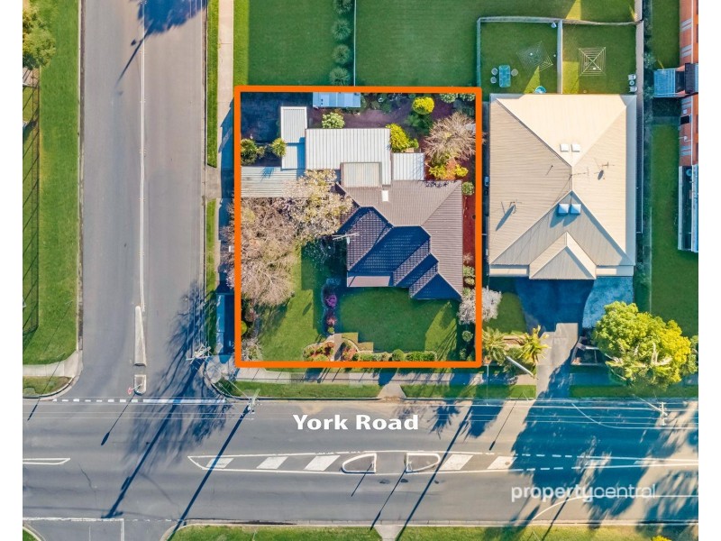 1 Preston Street, Jamisontown NSW 2750