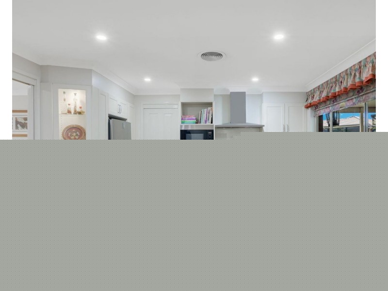 27 Primrose Circuit, Claremont Meadows NSW 2747