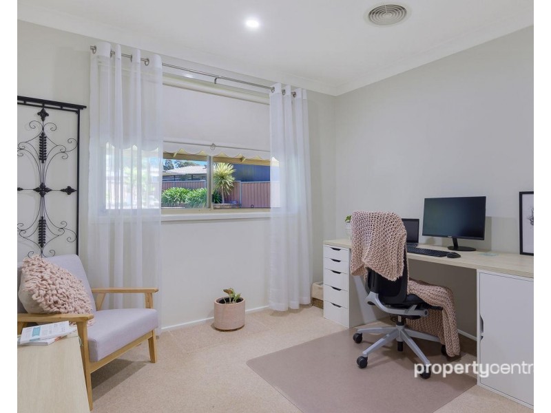 27 Primrose Circuit, Claremont Meadows NSW 2747