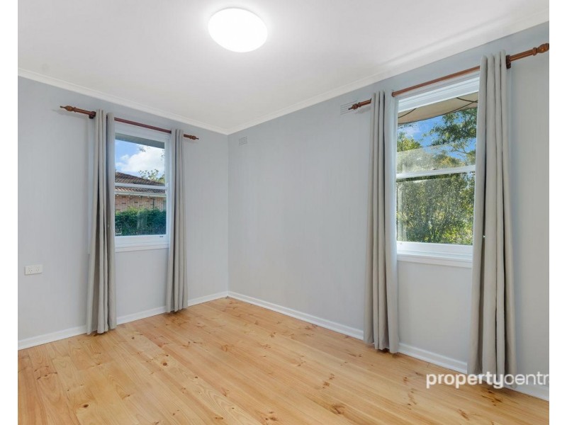 17 Crampton Drive, Springwood NSW 2777