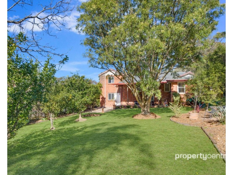 17 Crampton Drive, Springwood NSW 2777