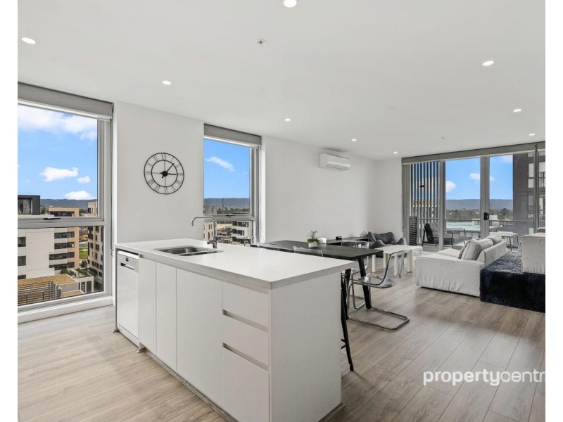 901/10 Aviators Way, Penrith NSW 2750