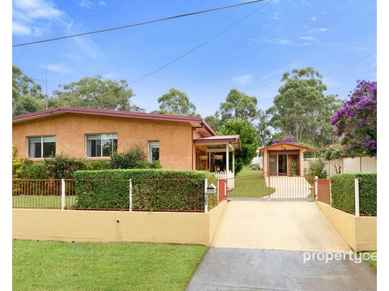 8 Nineteenth Street, Warragamba NSW 2752