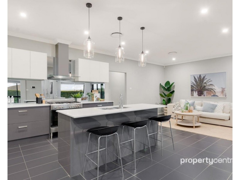 2 Sunrise Terrace, Glenmore Park NSW 2745