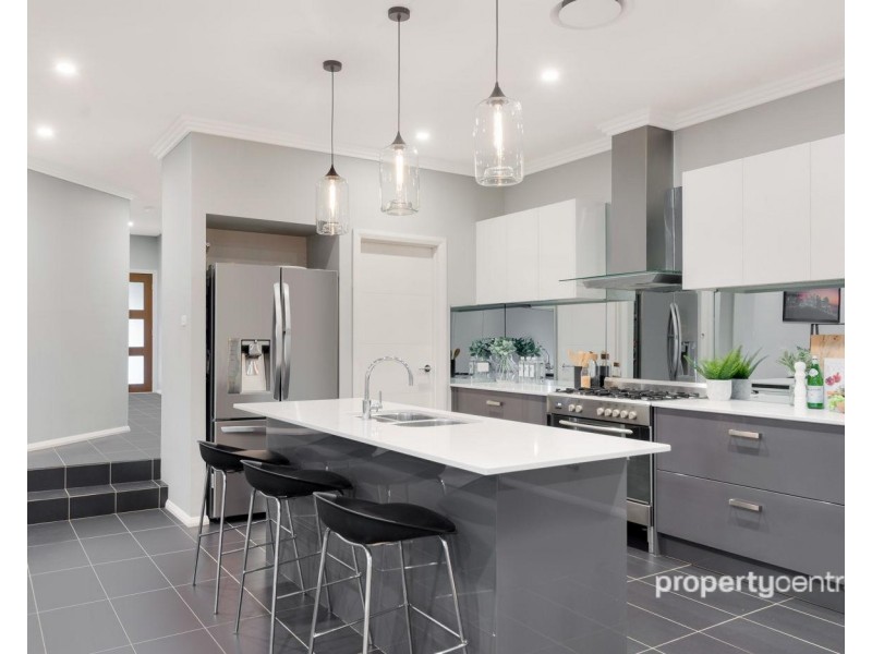 2 Sunrise Terrace, Glenmore Park NSW 2745