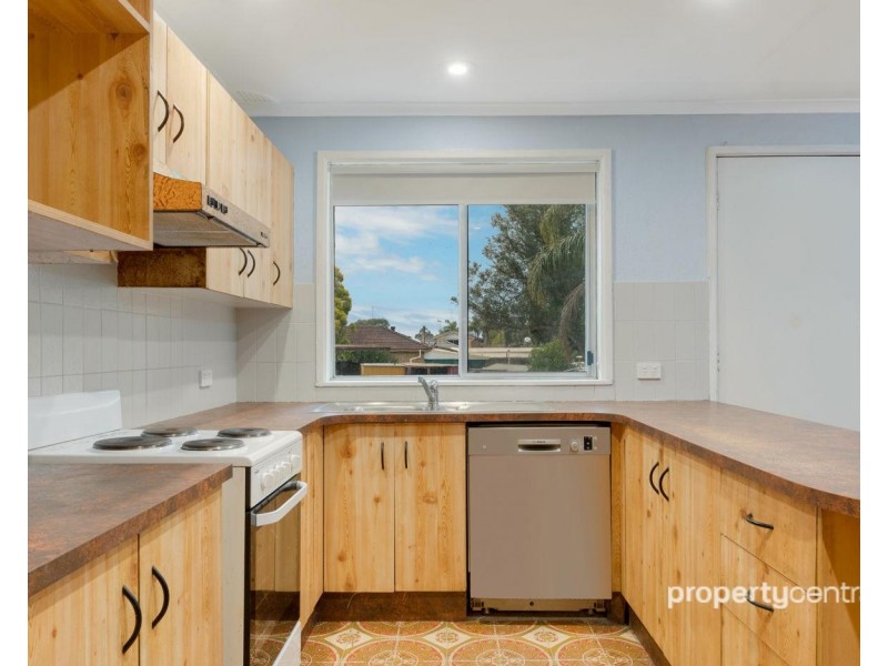16 Francis Street, Cambridge Park NSW 2747