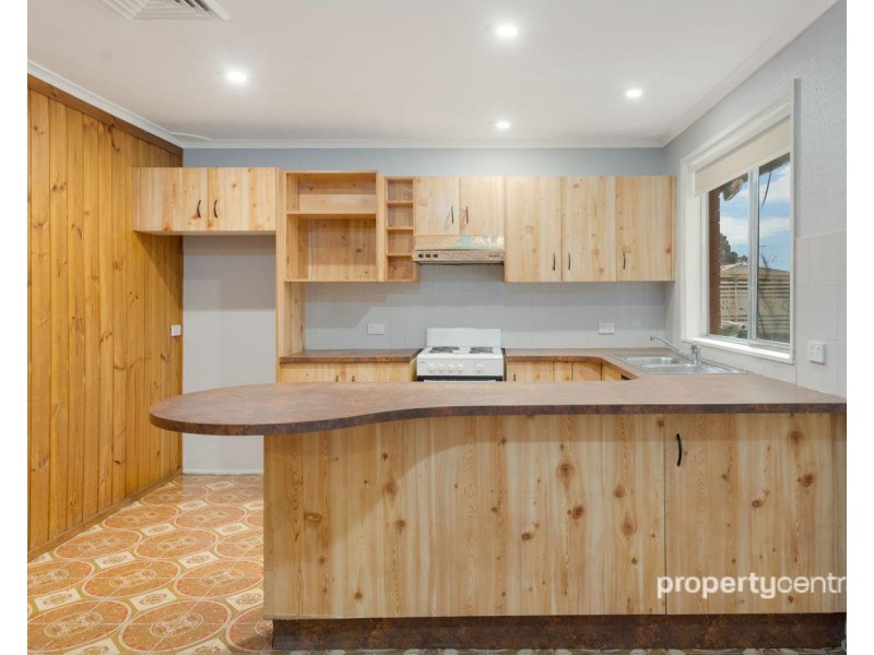 16 Francis Street, Cambridge Park NSW 2747