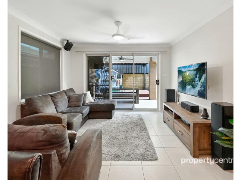 52 Tall Trees Drive, Glenmore Park NSW 2745