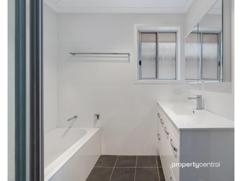 4 Coral Place, Cambridge Park NSW 2747