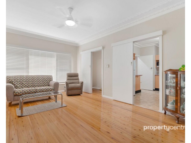 16 Reddan Avenue, Penrith NSW 2750