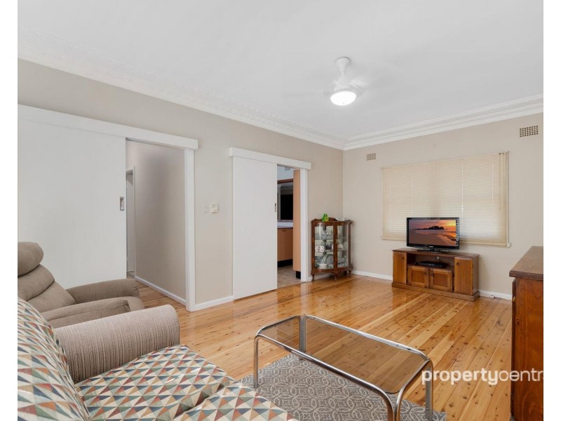 16 Reddan Avenue, Penrith NSW 2750
