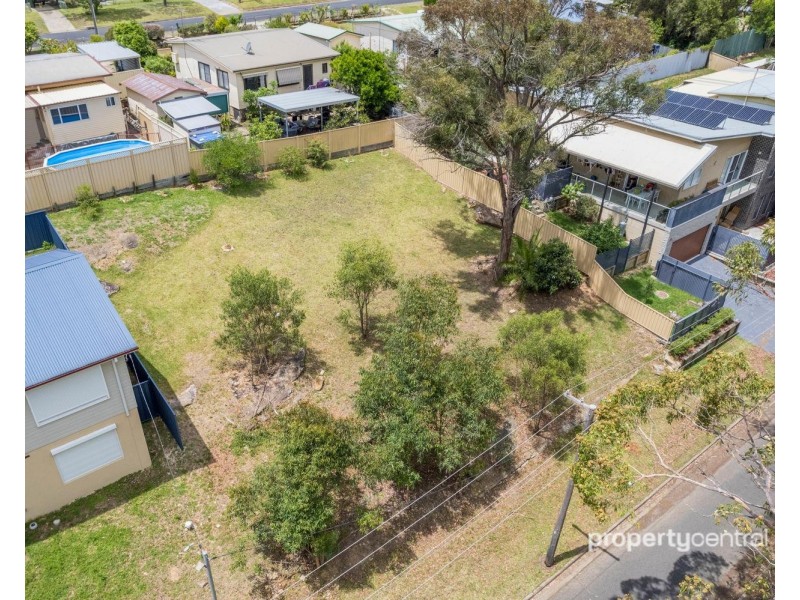 18 Thirteenth Street, Warragamba NSW 2752
